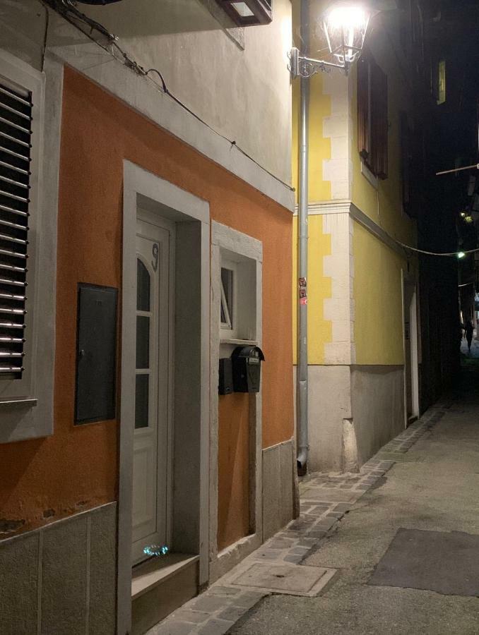 Devi-Piran Διαμέρισμα Εξωτερικό φωτογραφία